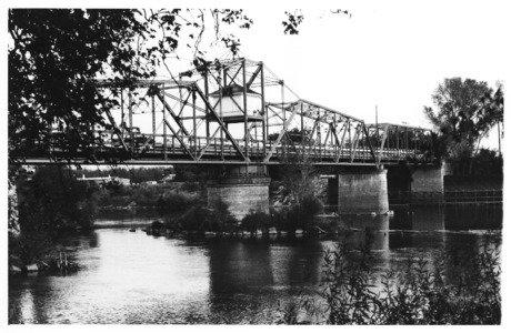 Gianella Bridge State Highway 32 across the Sacramento River, Glenn and Butte Counties, California