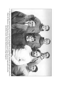 1.– Los daneses que tomaron parte en la expedición, fotografíados en Godthaad. Sentados de izquierda a derecha: Peder M. Pedersen, Knud Rasmussen, Peter Freuchen y Jacob Olsen. De pie de izquierda a derecha: Kai Birk