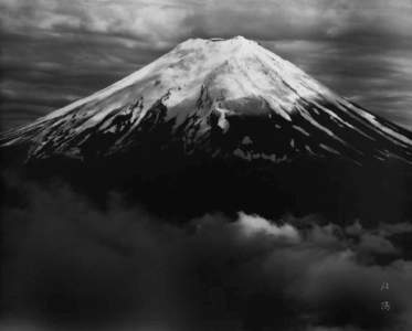 E x p o s i t i o n  Mont Fuji - Demeure des Dieuxphotos originales de Kôyô OKADA)