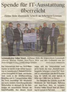 Spende  IT -Ausstattung überreicht  Firma Hein überreicht Scheck an Schengen-Lyzeum